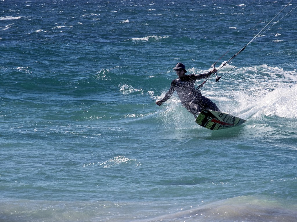 Surfing - Wing Chung