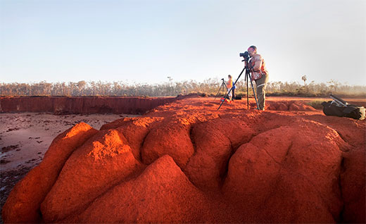 Photographing red clay cliffs in East Arnhem Land