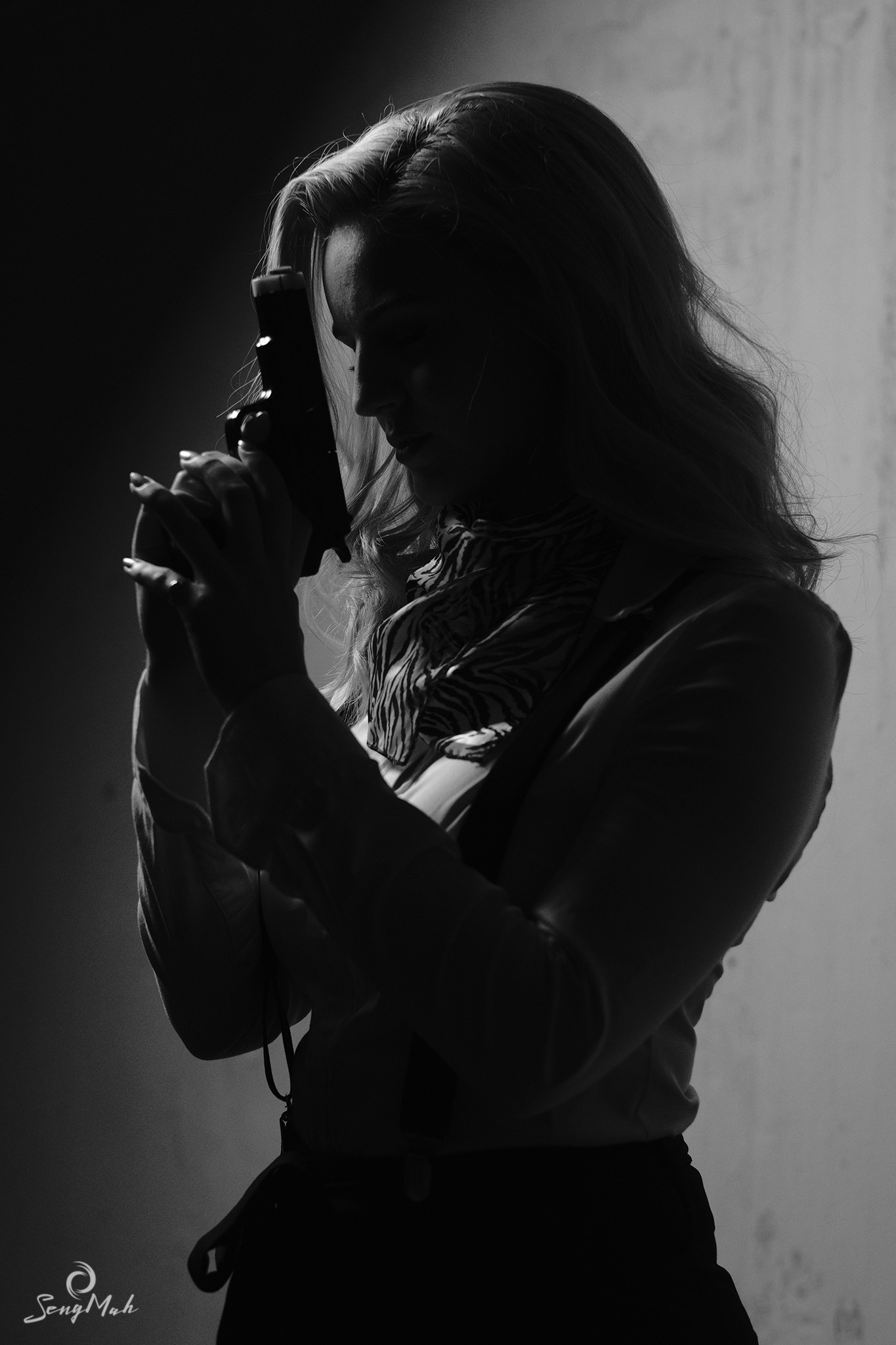 film noir photography lighting