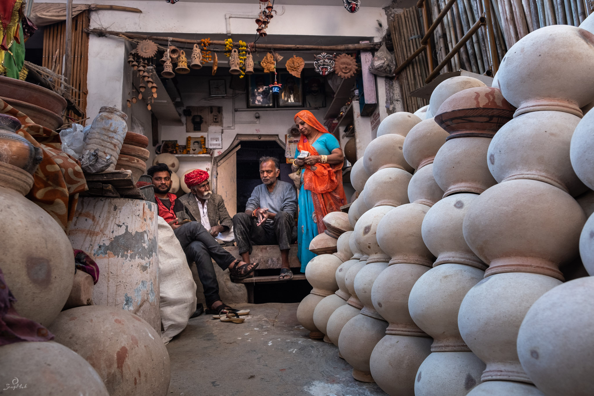 Pottery stall at Sardar Markets